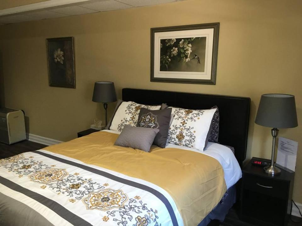 Colonial Charm Inn Charlottetown Eksteriør bilde